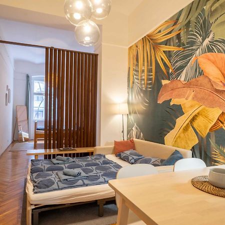 Quiet Design Apartment Next To Szimpla Ka8 Boedapest Buitenkant foto
